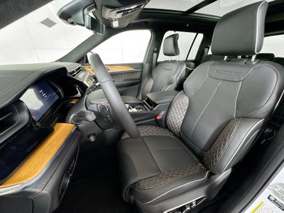 2026 Jeep Grand Cherokee Summit