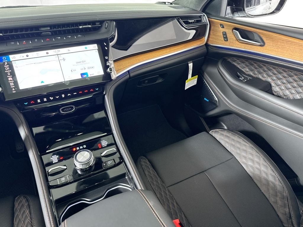 2026 Jeep Grand Cherokee Summit