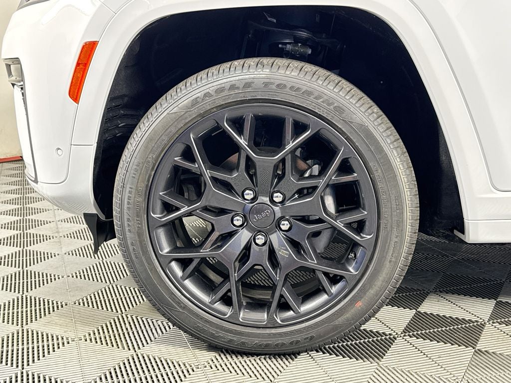 2026 Jeep Grand Cherokee Summit