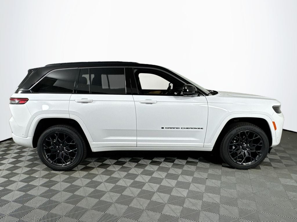 2026 Jeep Grand Cherokee Summit