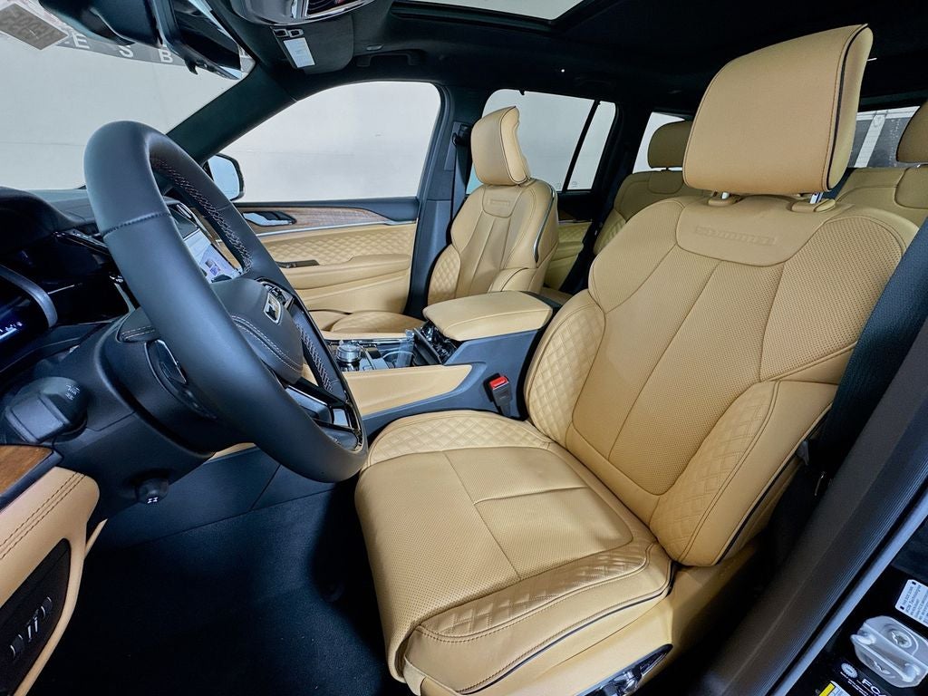 2026 Jeep Grand Cherokee Summit