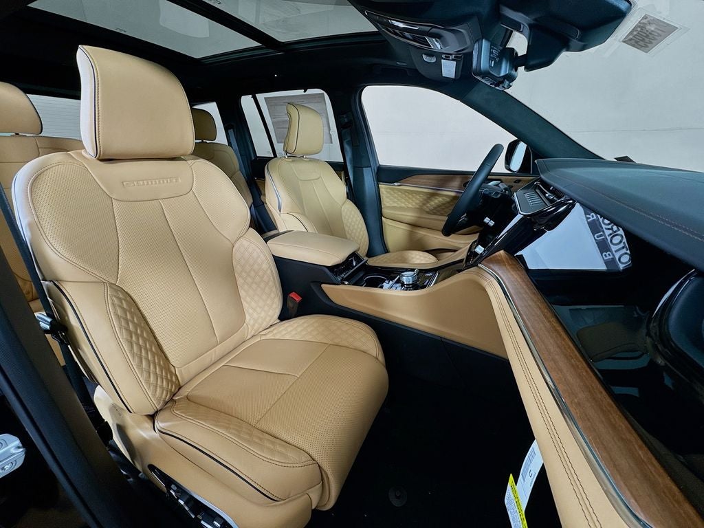 2026 Jeep Grand Cherokee Summit