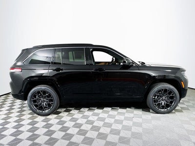 2026 Jeep Grand Cherokee Summit