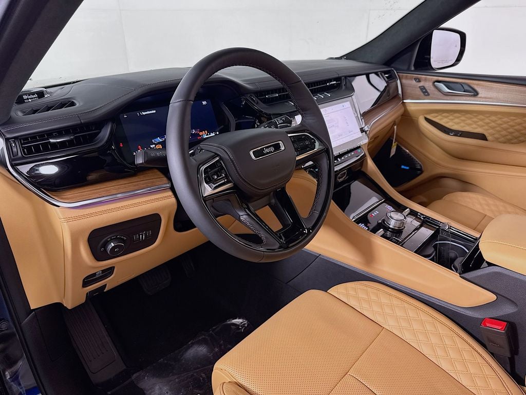 2026 Jeep Grand Cherokee Summit