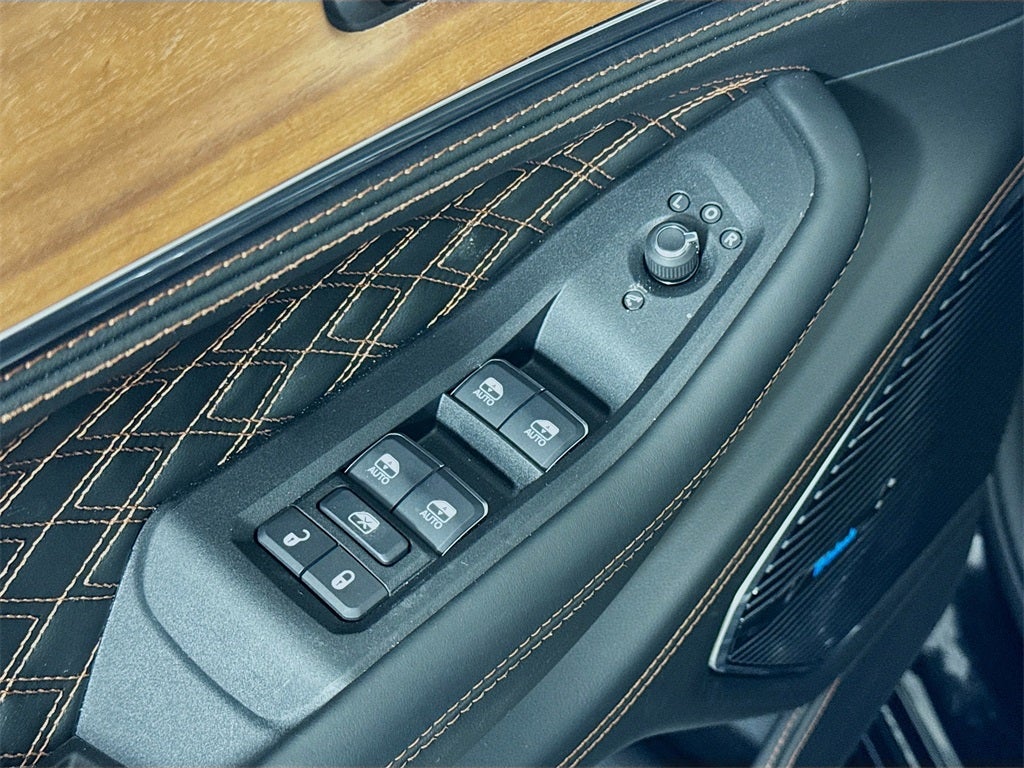 2026 Jeep Grand Cherokee Summit