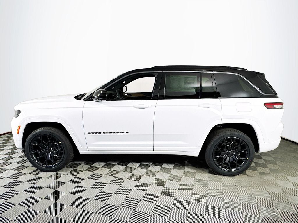 2026 Jeep Grand Cherokee Summit