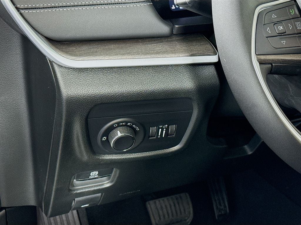 2026 Jeep Grand Cherokee L Altitude