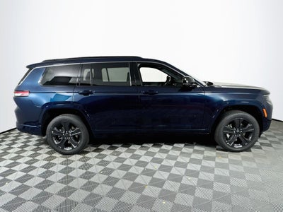 2027 Jeep Grand Cherokee L Limited Reserve
