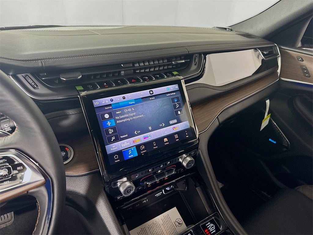 2025 Jeep Grand Cherokee L Summit