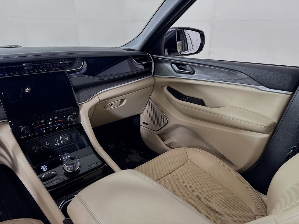 2022 Jeep Grand Cherokee 4xe Luxury Tech Group II