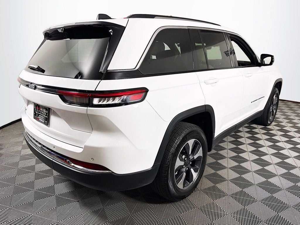 2022 Jeep Grand Cherokee 4xe Luxury Tech Group II