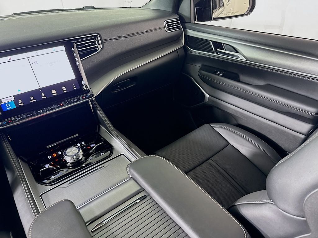 2026 Jeep Grand Wagoneer Limited Altitude