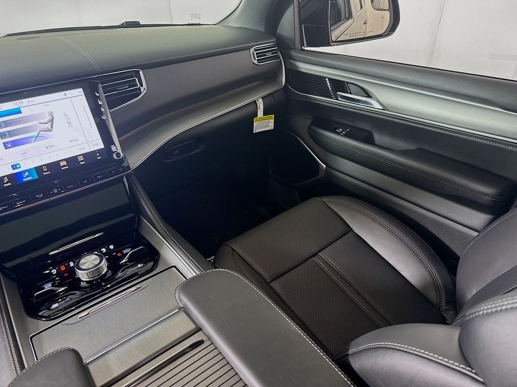 2026 Jeep Grand Wagoneer Limited Reserve