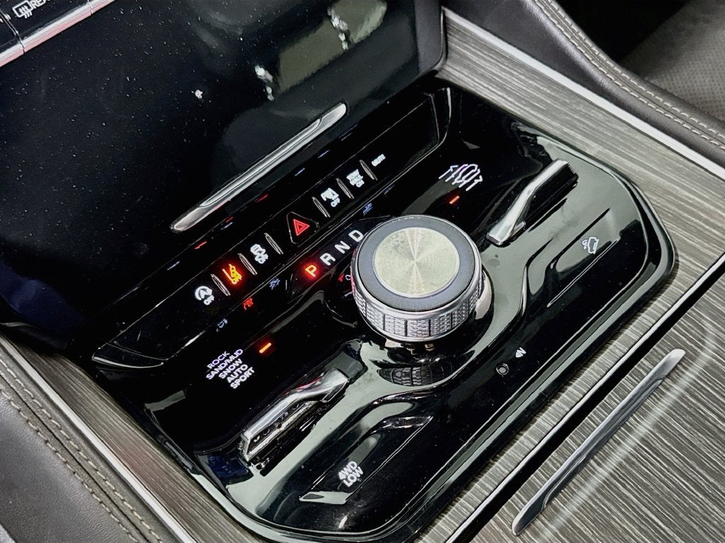 2024 Jeep Wagoneer L Series III 4X4