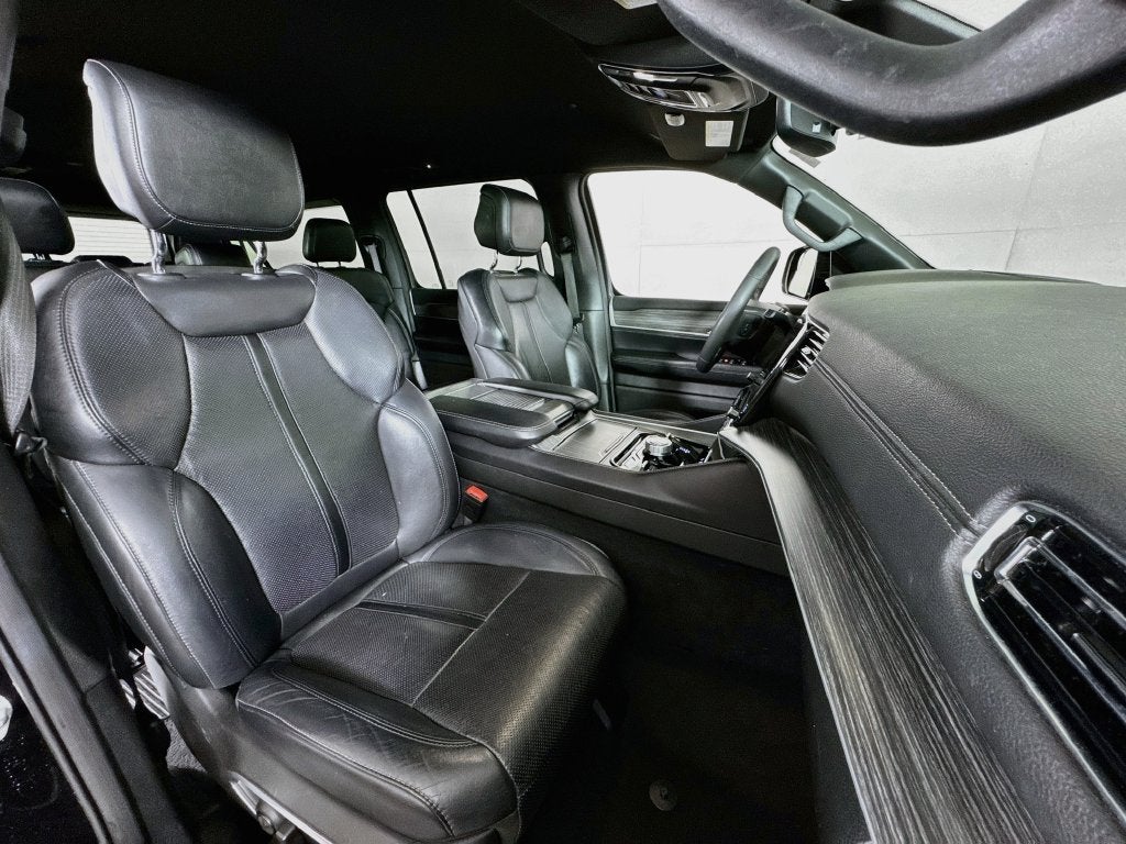 2024 Jeep Wagoneer L Series III 4X4