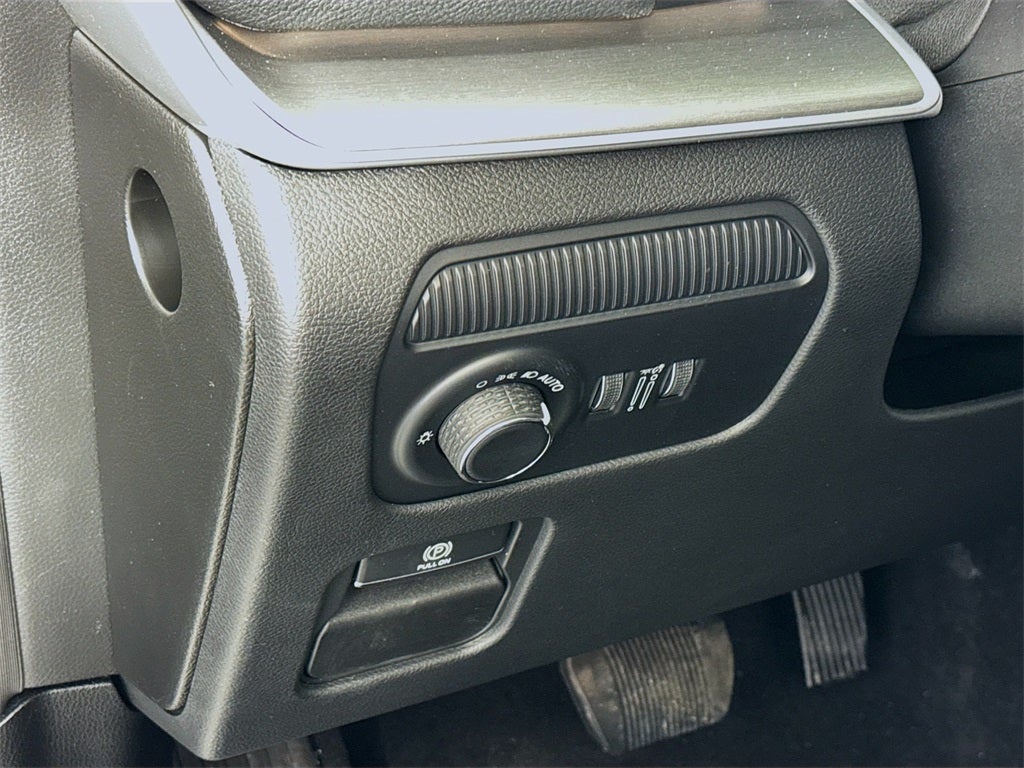 2026 Jeep Grand Wagoneer Base