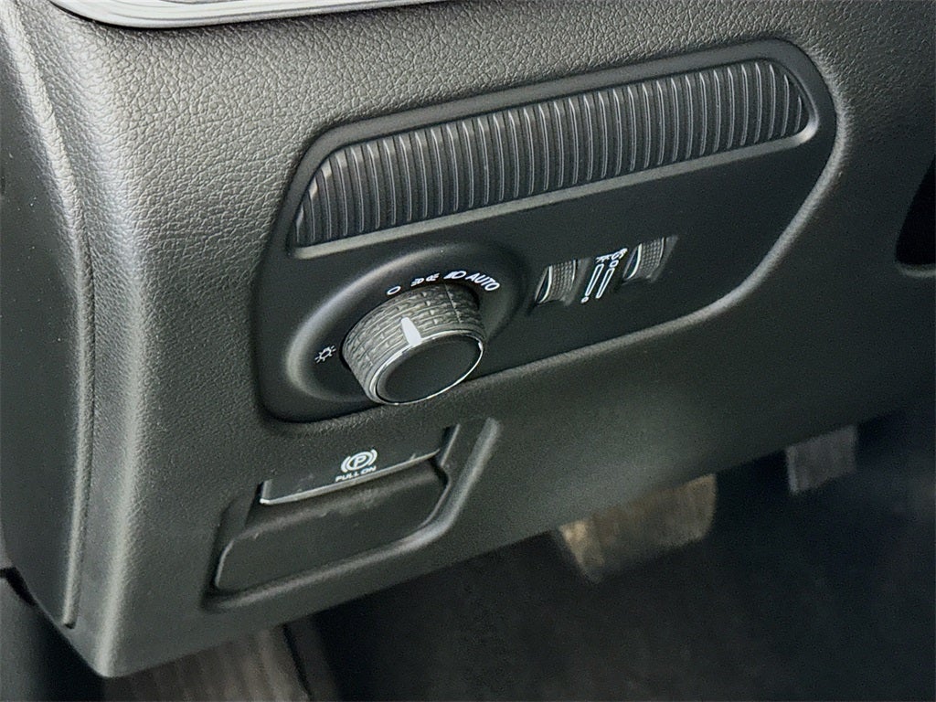 2026 Jeep Grand Wagoneer Base