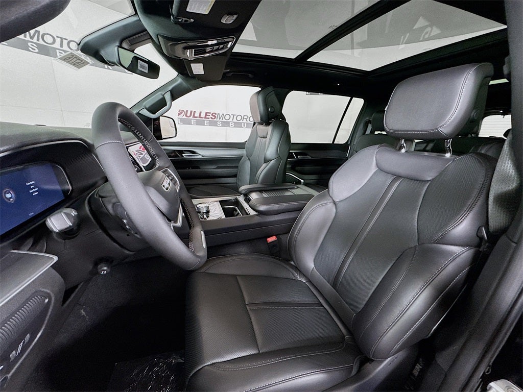 2026 Jeep Grand Wagoneer Base