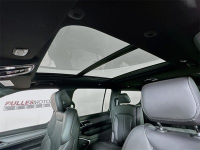 2026 Jeep Grand Wagoneer Base