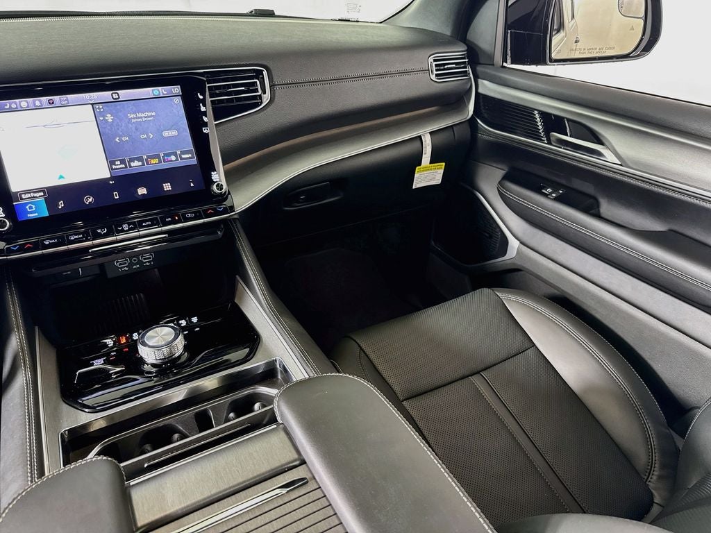 2026 Jeep Grand Wagoneer 4x4