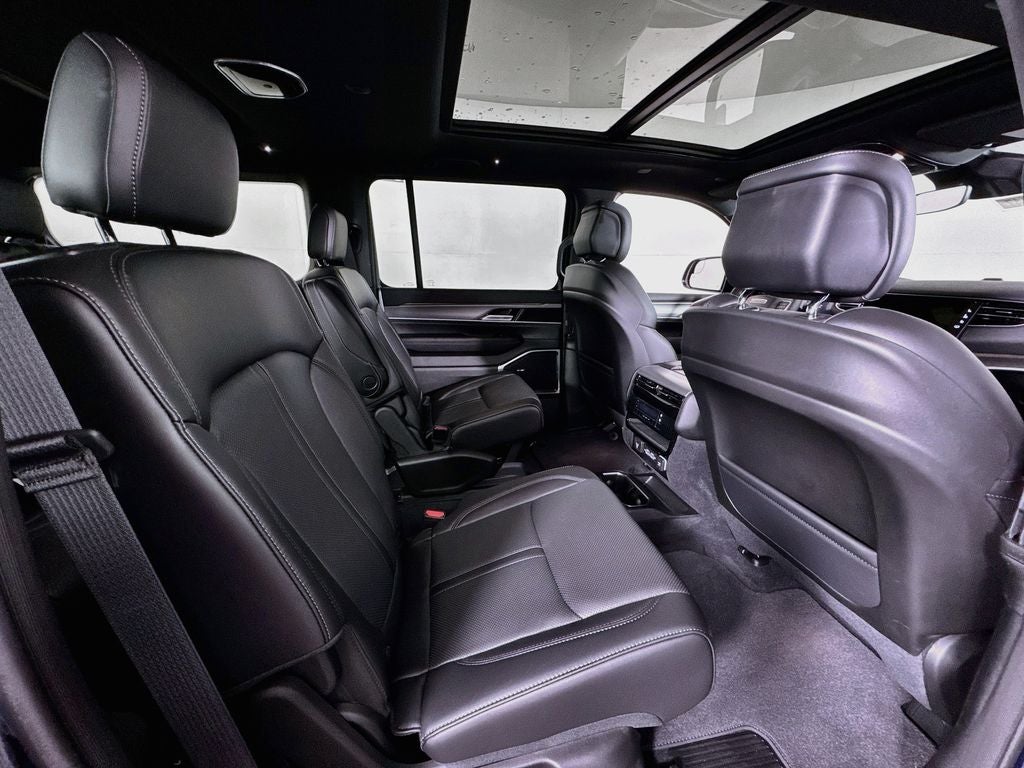 2026 Jeep Grand Wagoneer 4x4
