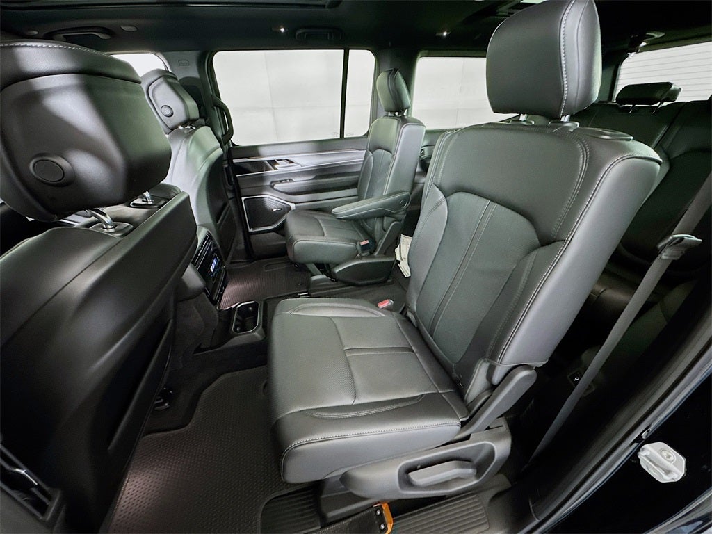 2026 Jeep Grand Wagoneer 4x4