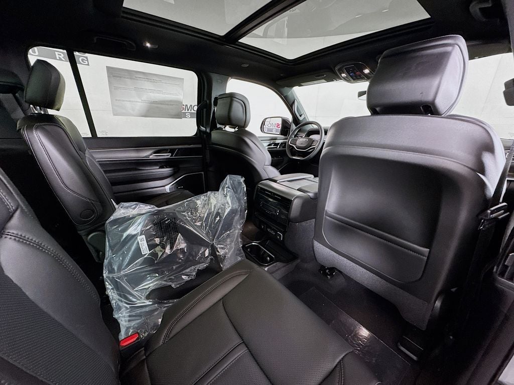 2026 Jeep Grand Wagoneer 4x4