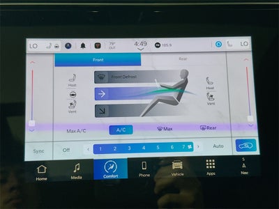 2024 Jeep Wagoneer Base