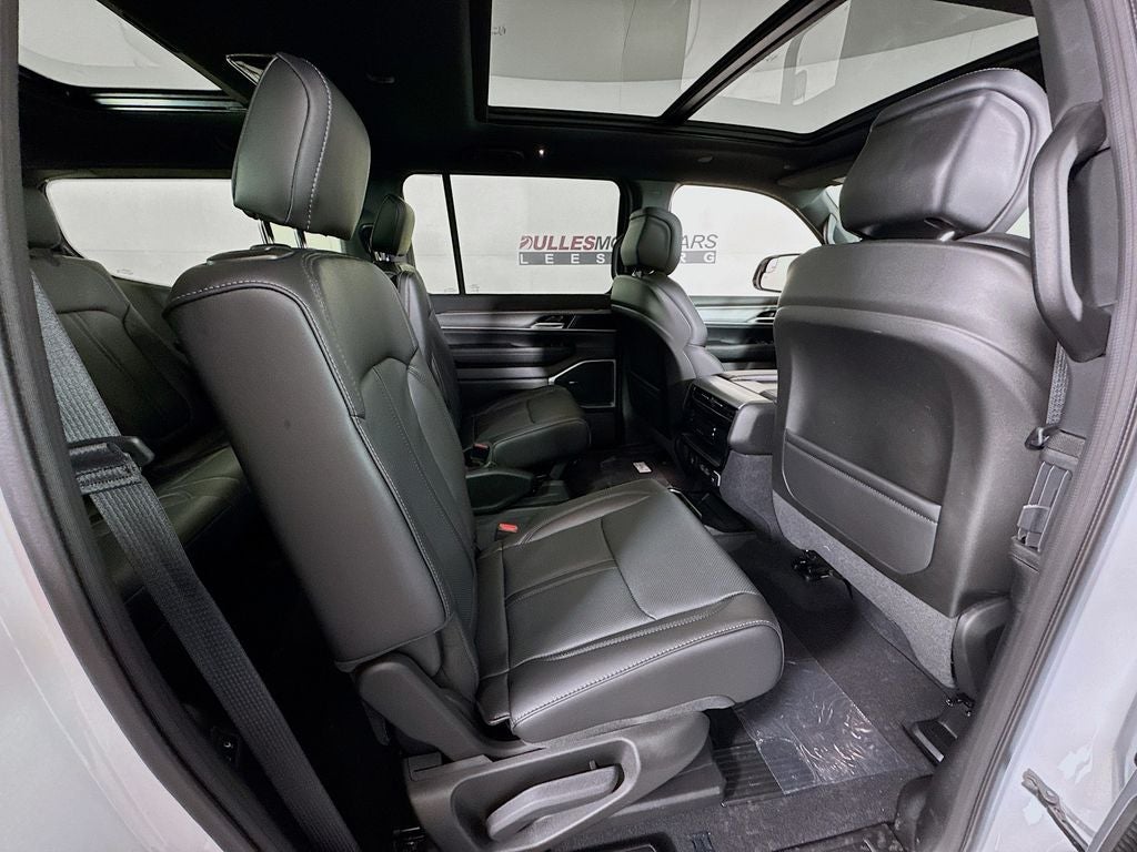 2026 Jeep Grand Wagoneer 4x4