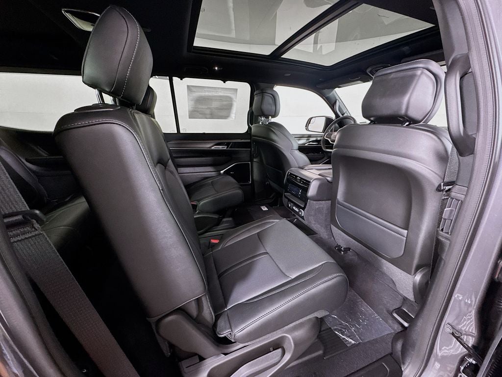 2026 Jeep Grand Wagoneer Limited Reserve
