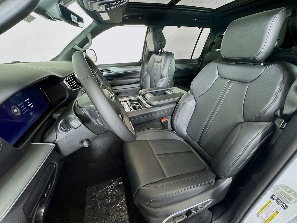 2026 Jeep Grand Wagoneer Limited Reserve