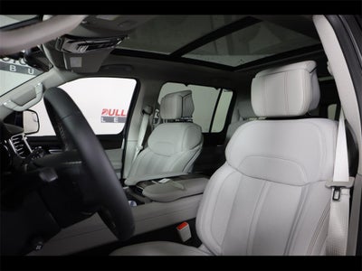 2024 Jeep Grand Wagoneer Base