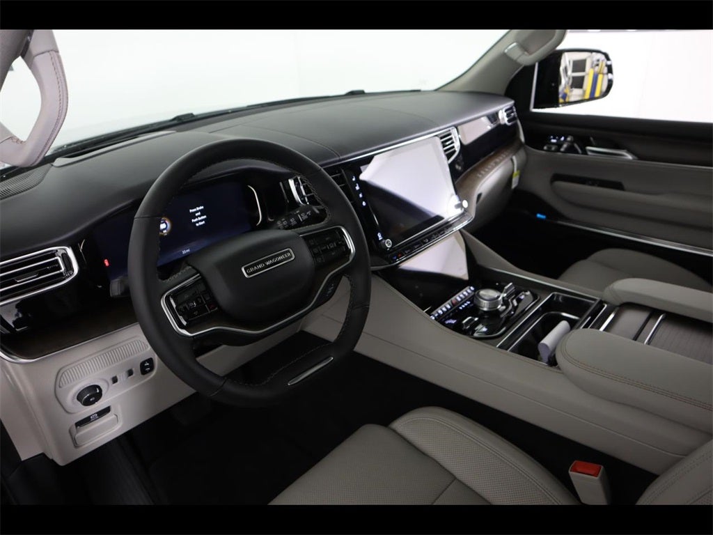 2024 Jeep Grand Wagoneer Base