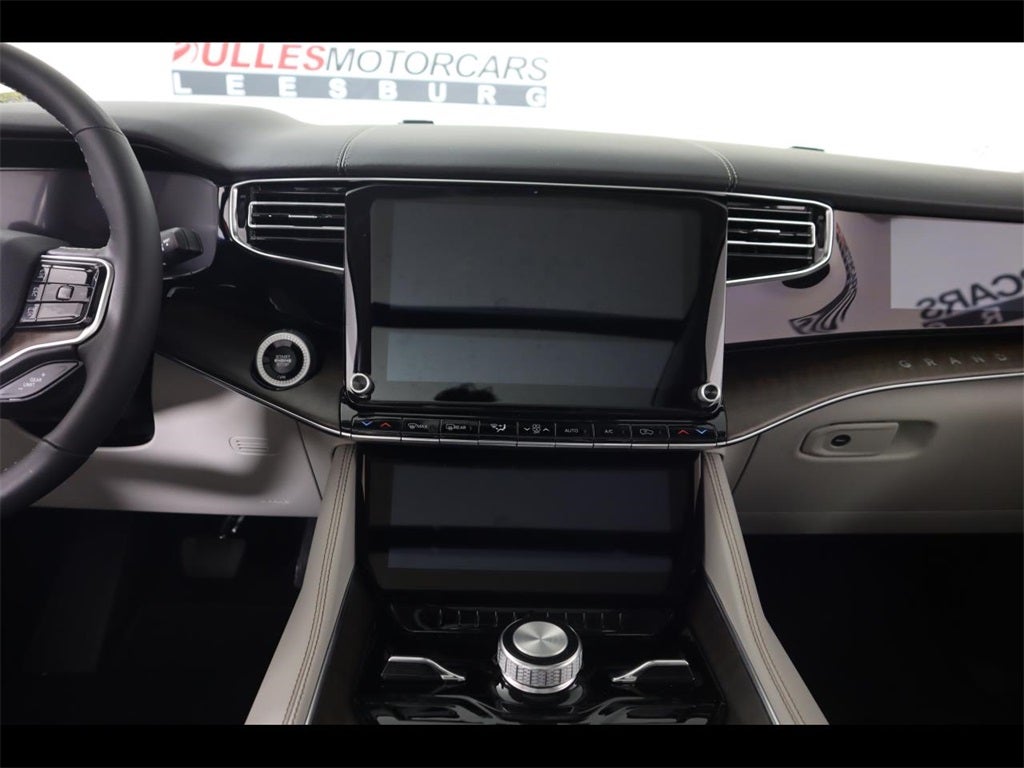 2024 Jeep Grand Wagoneer Base