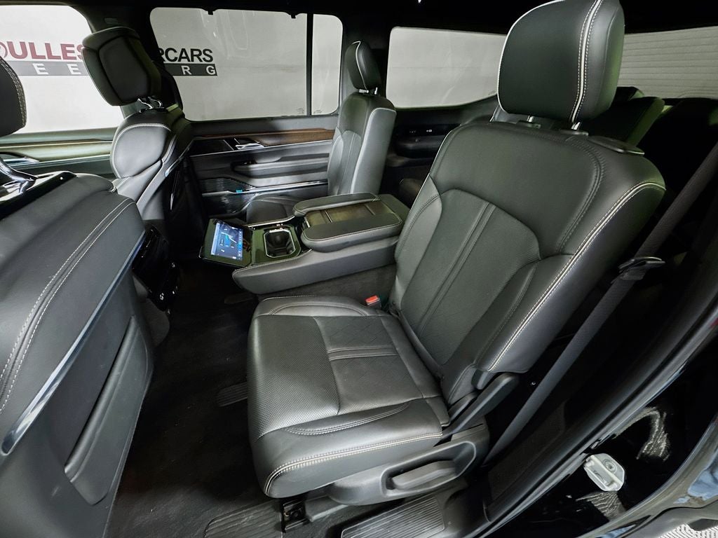 2022 Jeep Grand Wagoneer Series II