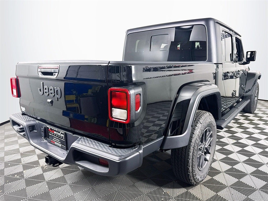 2025 Jeep Gladiator Sport S