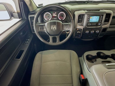 2017 RAM 1500 Express QUAD CAB 4X4