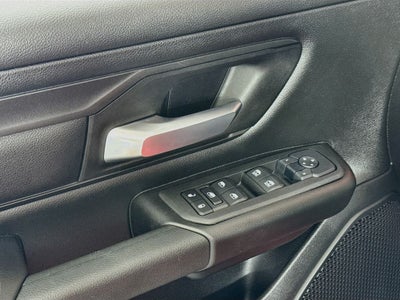 2025 RAM 1500 Tradesman CREW CAB 4X4