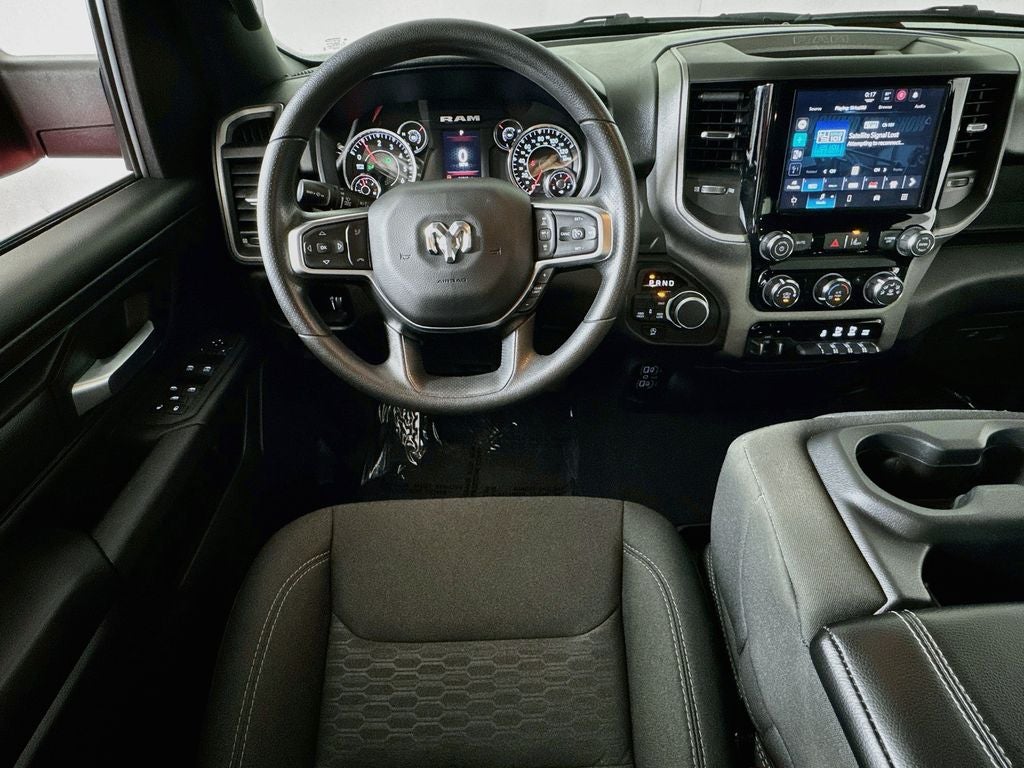2025 RAM 1500 Tradesman CREW CAB 4X4