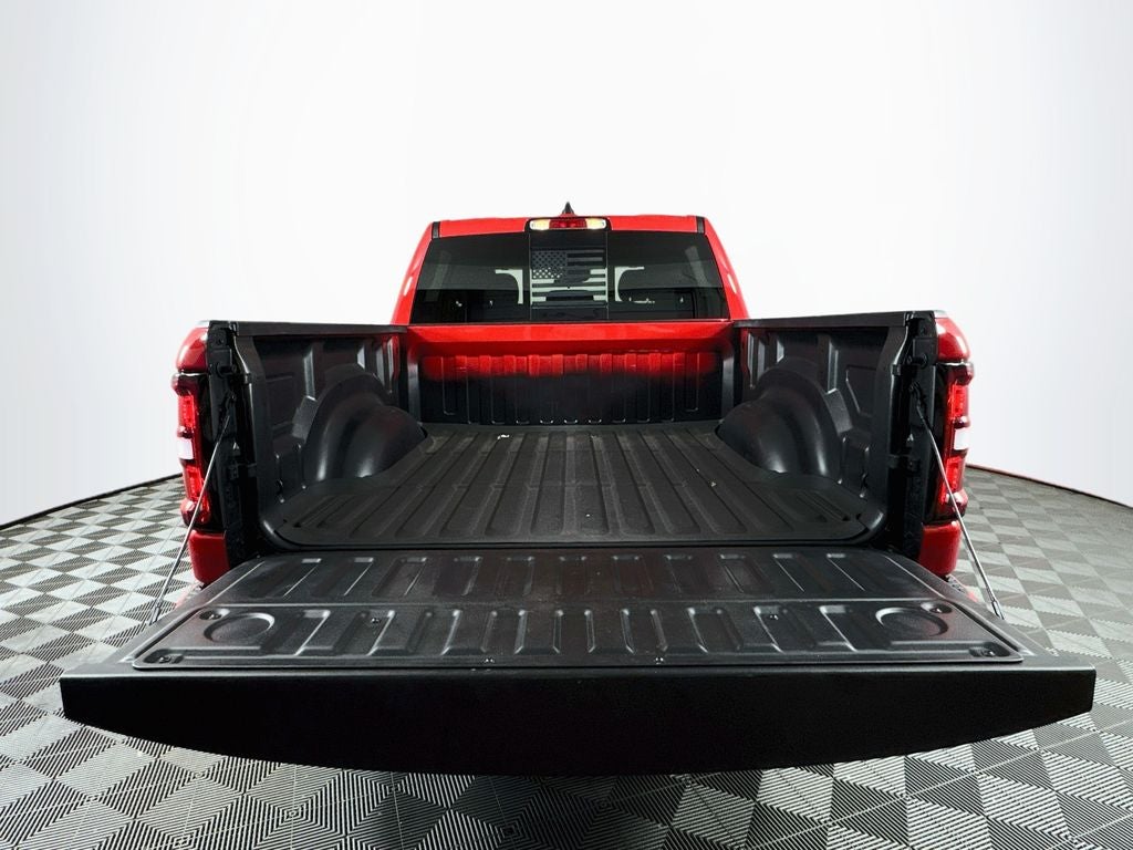 2025 RAM 1500 Tradesman CREW CAB 4X4