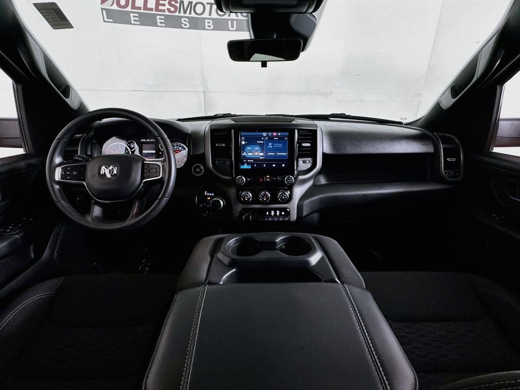 2025 RAM 1500 Tradesman CREW CAB 4X4