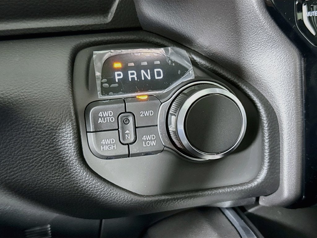 2027 RAM Ram 1500 Big Horn/Lone Star