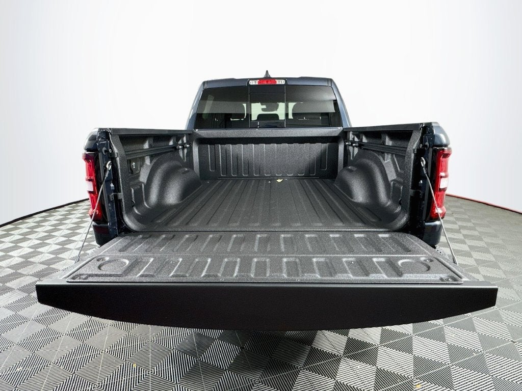 2027 RAM Ram 1500 Big Horn/Lone Star