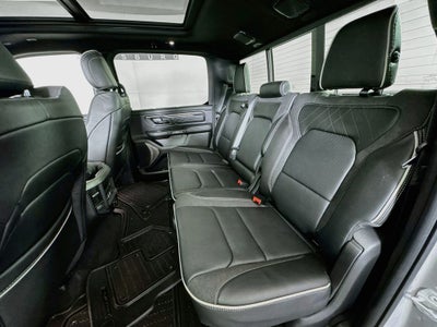 2025 RAM 1500 Limited C rew Cab 4X4