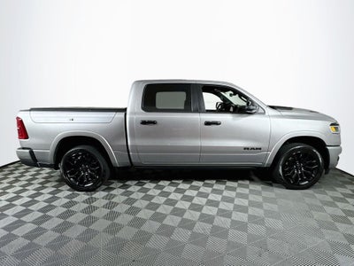 2025 RAM 1500 Limited C rew Cab 4X4