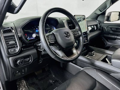 2025 RAM 1500 Limited C rew Cab 4X4