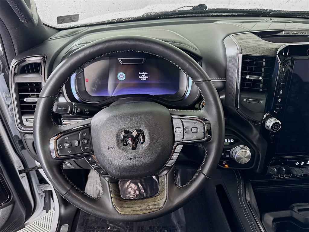 2025 RAM 1500 Limited | Pano Roof | Heated/Cooled Leather