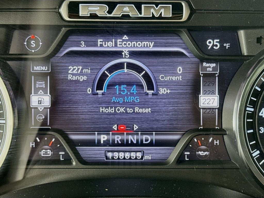 2020 RAM 1500 Laramie CREW CAB 4X4