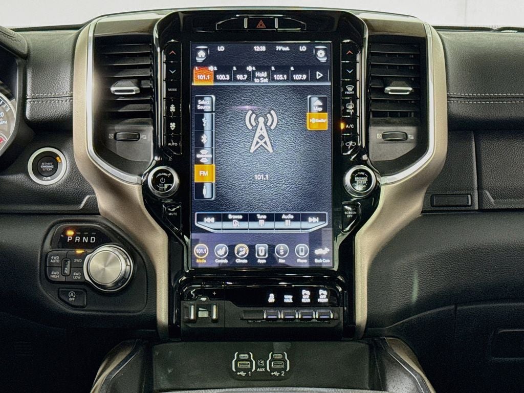 2021 RAM 1500 Laramie Crew Cab 4X4