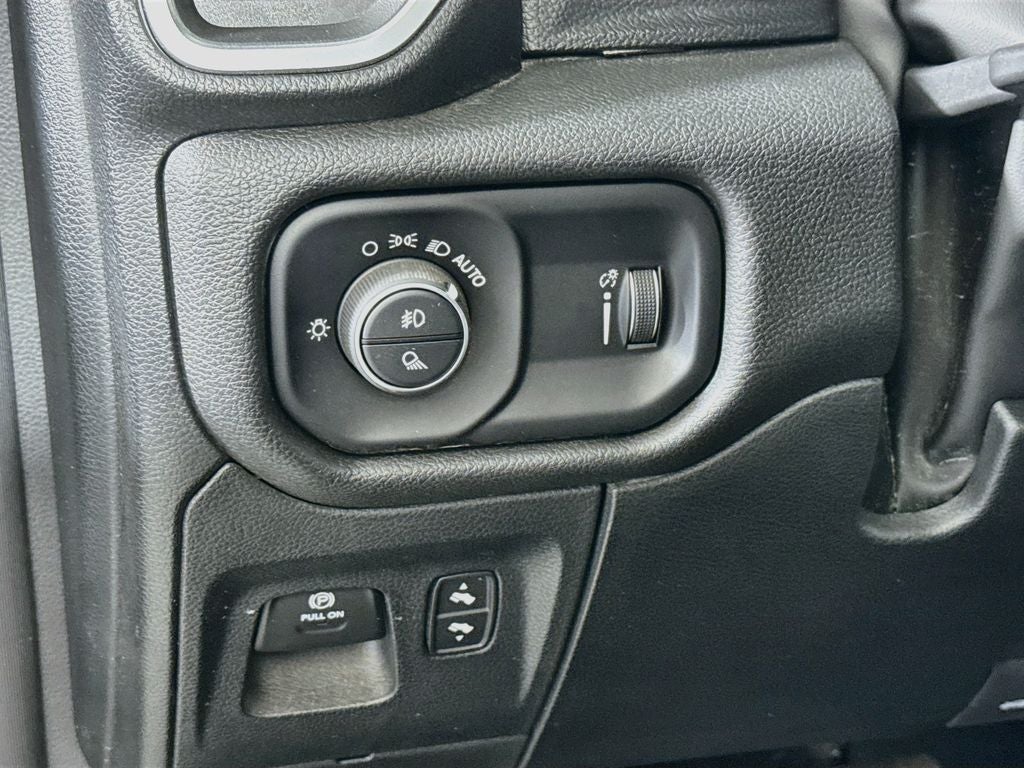 2024 RAM 1500 Big Horn/Lone Star Crew Cab 4X4